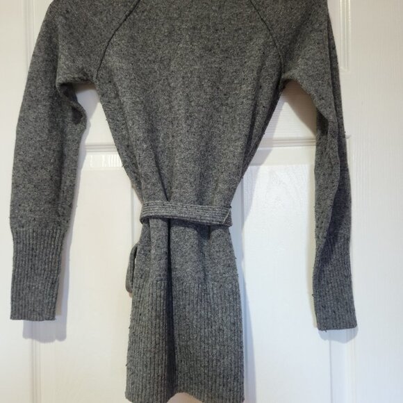 Vintage Armani Exchange Sweater with belt - Picture 3 of 5